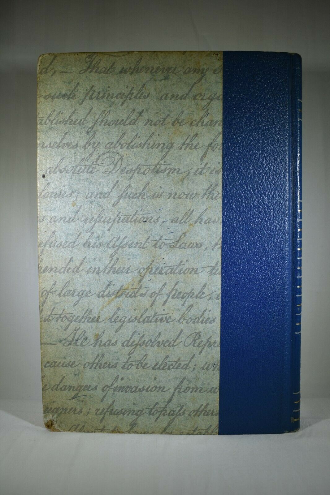 The Annals of America Volume 1 1493-1754 Discovering A New World- Used