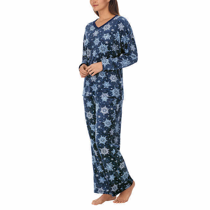 Nautica Ladies Fleece Pajama Set