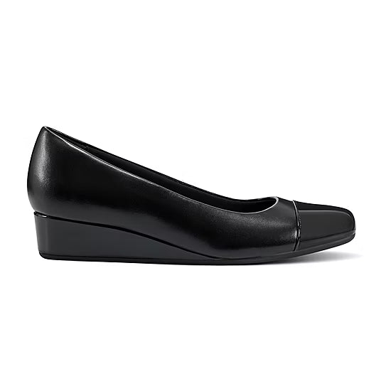 Women's Easy Spirit Gilian3 Wedge Flat Heel Pumps - Black - 11 - NIB