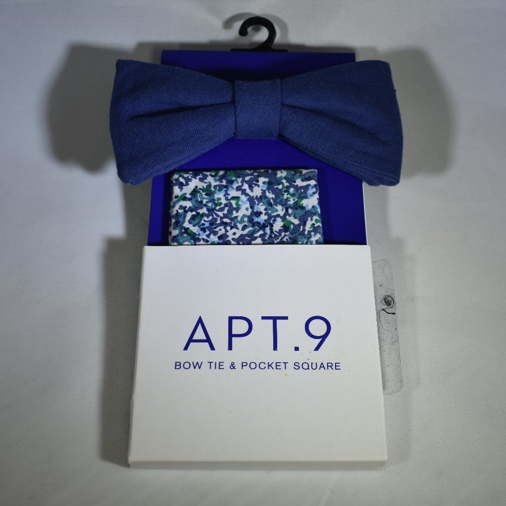 Apt. 9 NWT Bow Tie & Pocket Square Set- Navy