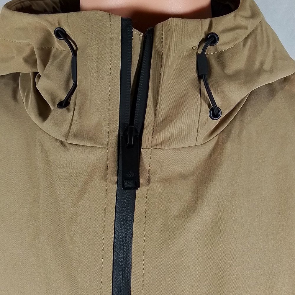 Men's Dockers Performance Filled Jacket Khaki Size: Medium - New with Tags