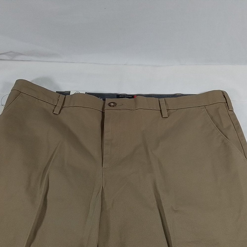 Dockers Big & Tall Smart 360 Flex Classic Fit Workday - Khaki - 44x29 - NWT