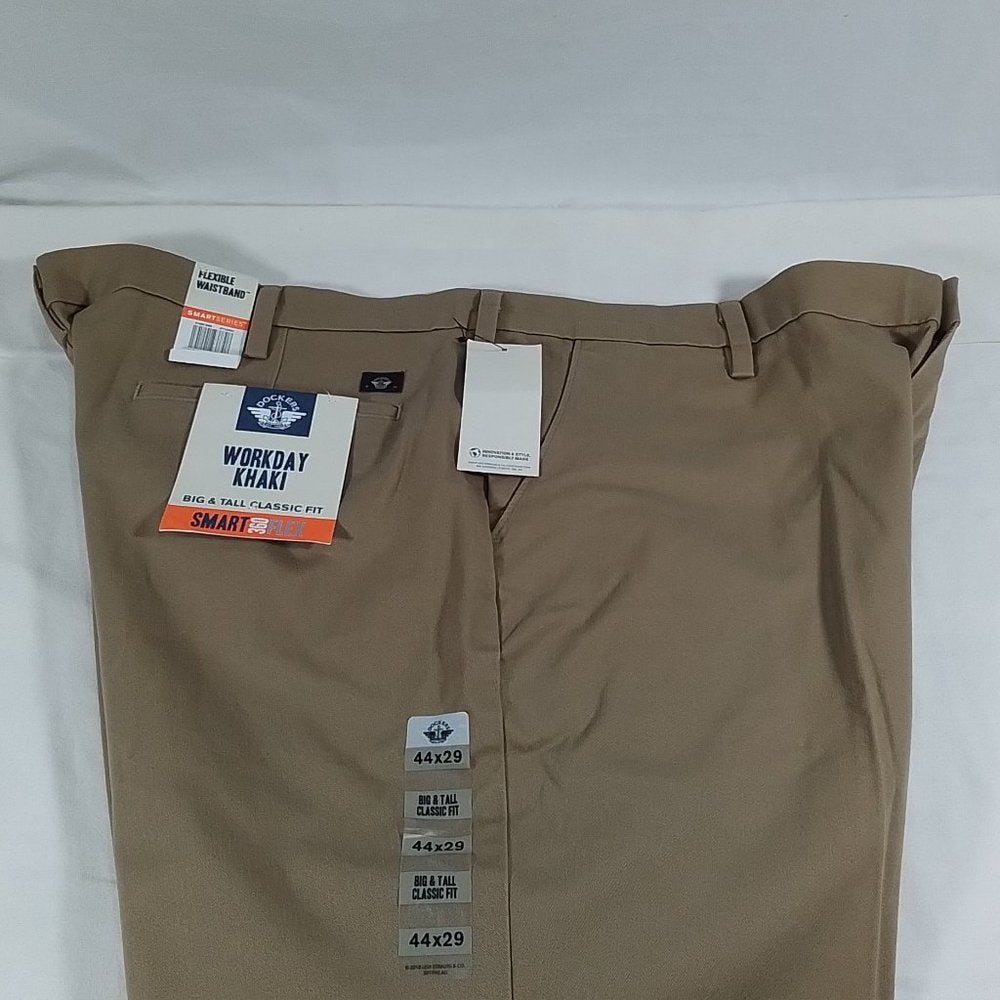 Dockers Big & Tall Smart 360 Flex Classic Fit Workday - Khaki - 44x29 - NWT