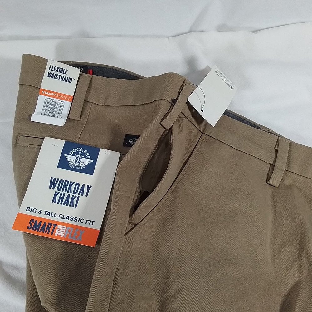 Dockers Big & Tall Smart 360 Flex Classic Fit Workday - Khaki - 44x29 - NWT