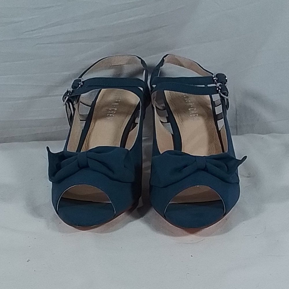 Women's Chelsea Crew Lady Micro Suede Heel Blue Size: 7 - New in Box