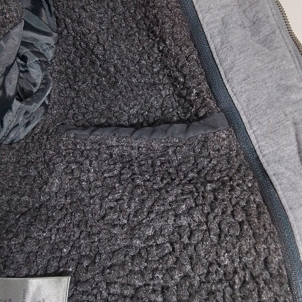 Men's Levi's Cotton Sherpa Lined Trucker Jacket - Navy - Small - NWT