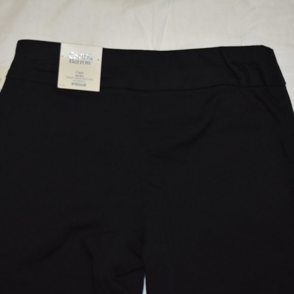 Croft & Barrow Effortless Stretch Mid Rise Twill Capris-NWT