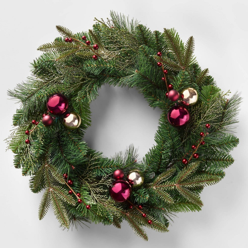 Unlit Shatter-Resistant 28in Berry Greenery Artificial Christmas Wreath