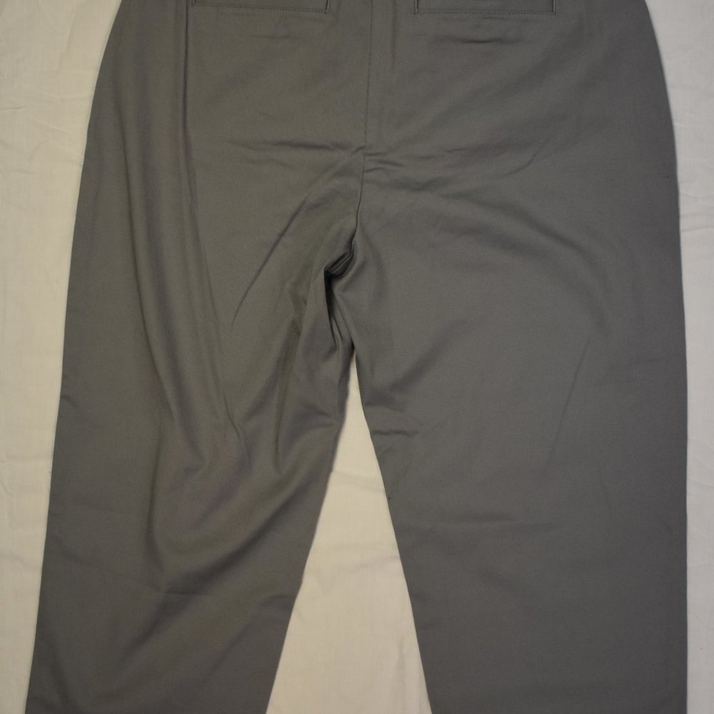 Croft & Barrow Classic Stretch Chino Capri-Flagstone-NWT