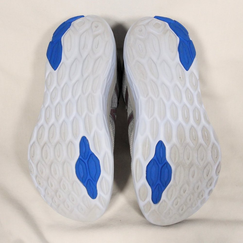 New Balance Women's Altoh V1 Fresh Foam Running Shoe New without Tags