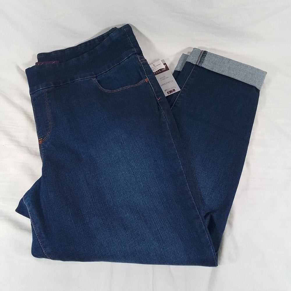 Gloria Vanderbilt Women's Amanda Pull-On Jeans-Vermont-Various Sizes-NWT