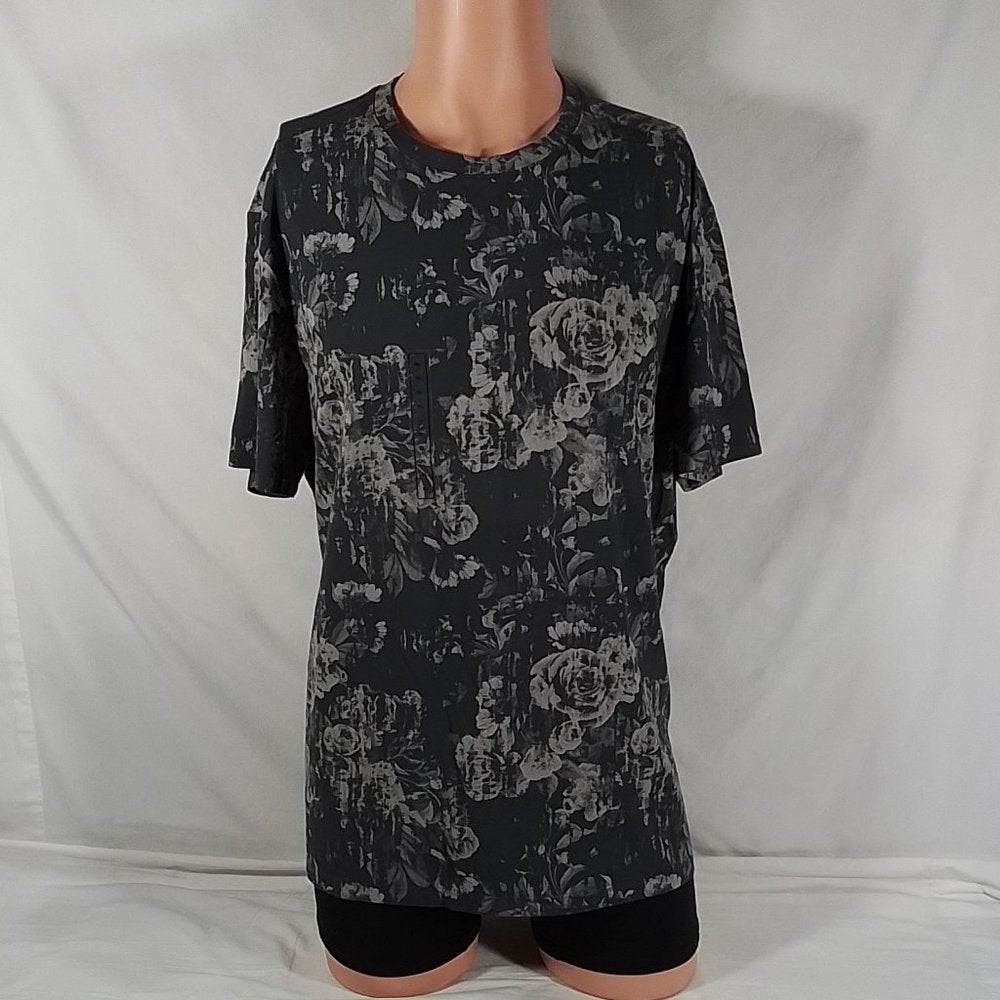 Men's VRST Essential Washed Tee Monochromatic Floral Grey-Various Sizes-NWT