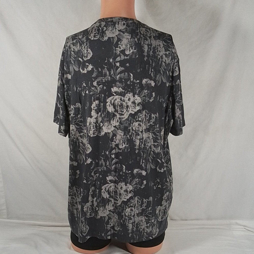 Men's VRST Essential Washed Tee Monochromatic Floral Grey-Various Sizes-NWT
