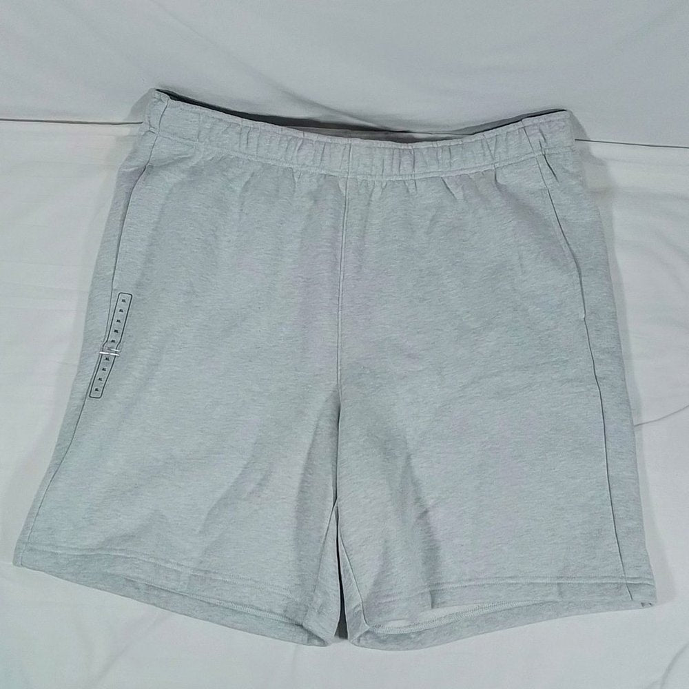 VRST Men's 8 Inch Classic Fleece Shorts-Tinted Grey Heather-Various Sizes-NWT