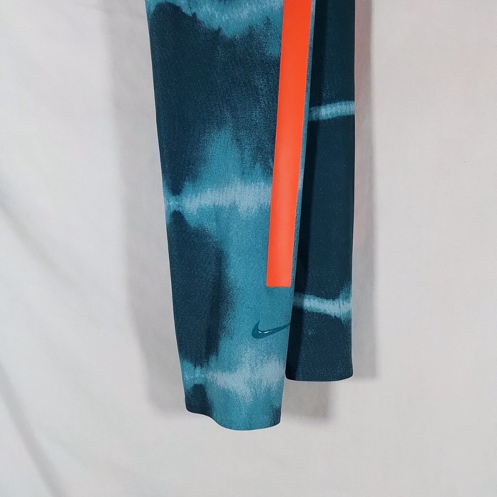 Women's Nike One Luxe Mid Rise Printed Training Leggings-Ash Green-Various Sizes