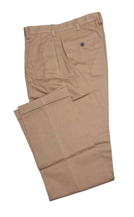 Lands' End Men's Traditional Fit Pleated Front Chino Pants 32x33 NWOT