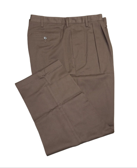 Lands' End Men's Traditional Fit Pleated Front Chino Pants 44x30 NWOT