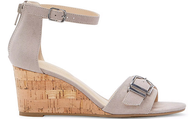 Women's Liz Claiborne Oaks Wedge Heel Sandals - Koala - 5.5W - NIB