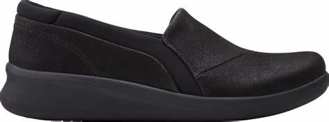 Women's Cloudsteppers by Clarks Sillian 2.0 Eve Slip On Casual Shoes 9.5 NWOB