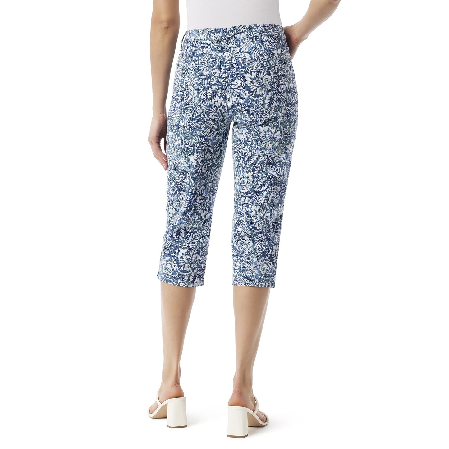 Gloria Vanderbilt Women's Amanda Swan Series 5 Pocket Capri 8 NWT