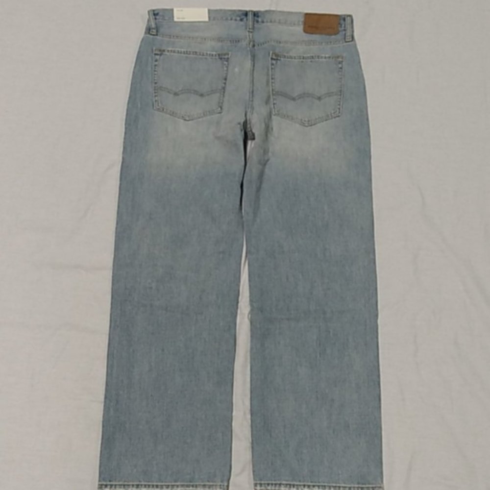 AE Mens Loose Jeans - Light Wash No. 4155 - 32" Inseam - Various Sizes - NWT