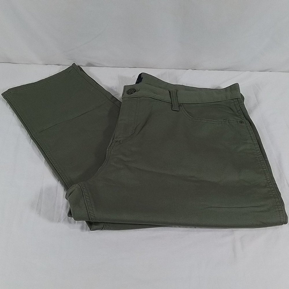 Tommy Hilfiger BK Travel Pant - Deep Lichen Green - Inseam 30 - NWOT