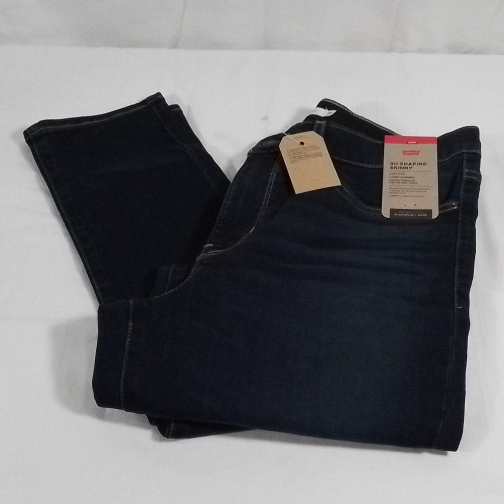 Women's Levi's 311 Shaping Skinny Jeans - Dark Wash - 10M - NWT