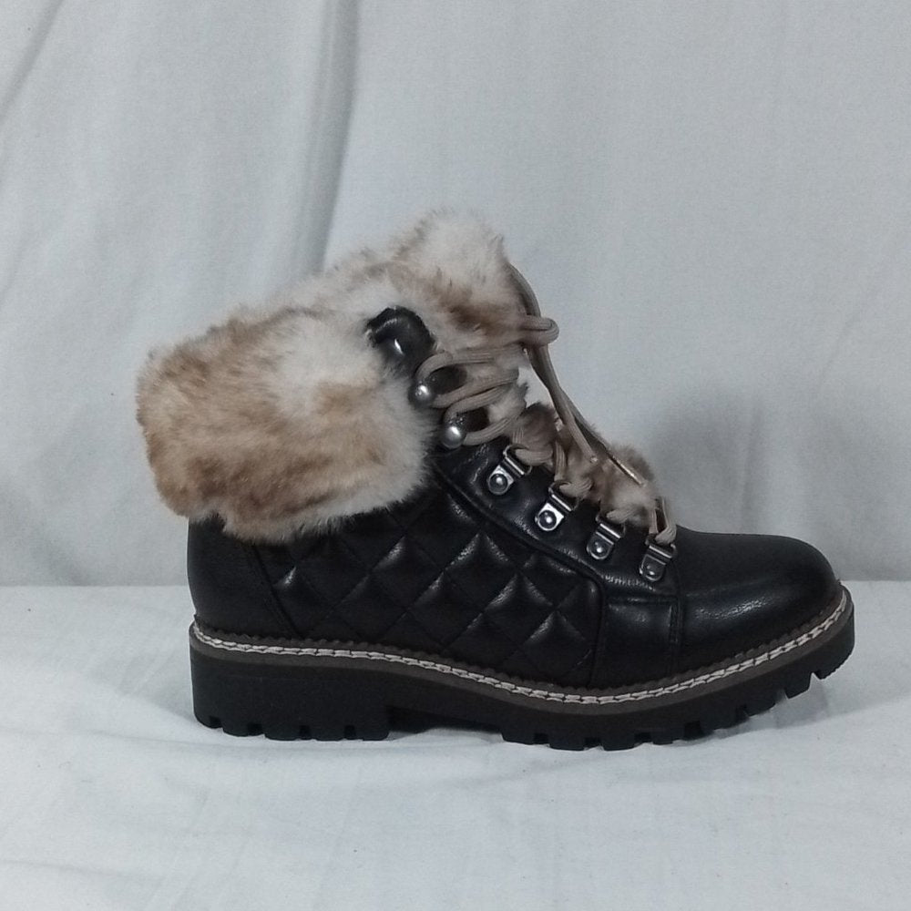 Women's Scoop Quilted Hiker Boots with Faux Fur Trim - Black - 7 - NWT