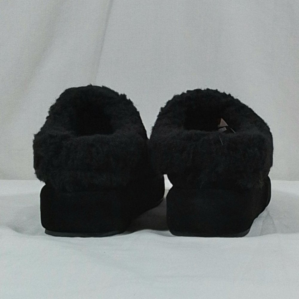 MUKLUK Women's Mule Slippers Black Faux Fur Suede  - Size 6 - NIB