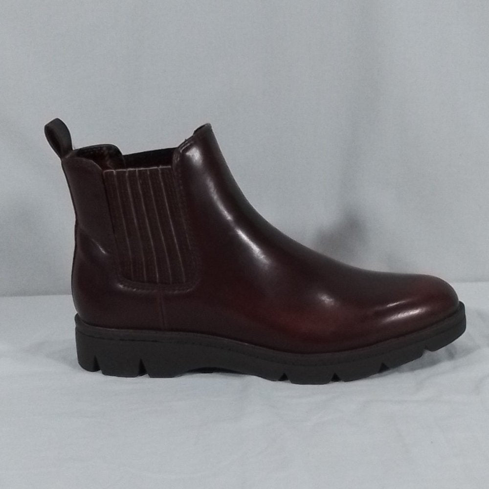 Women's BOC Erin Comfort Chelsea Bootie - Burgundy - Var Szs - NIB