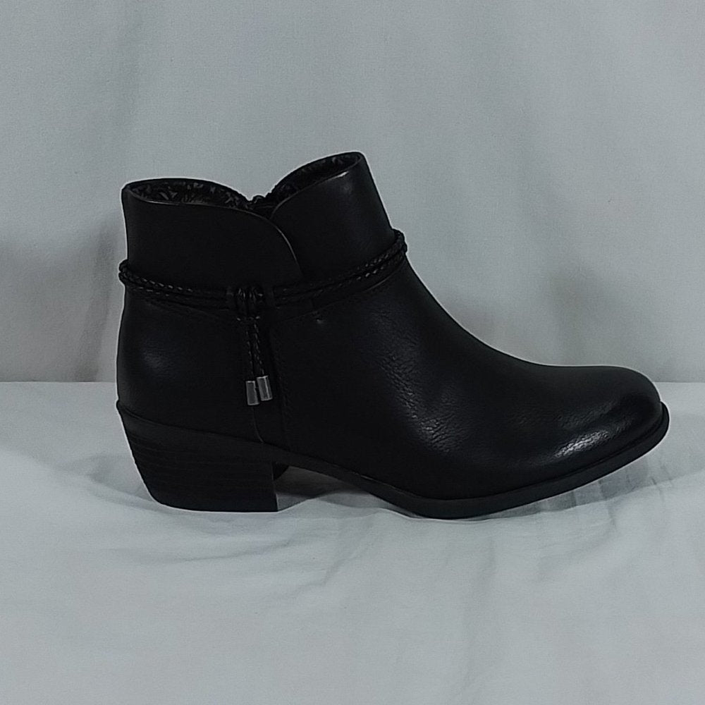 Women's BOC Lindsay Stacked Heel Booties - Black - 9 - NIB