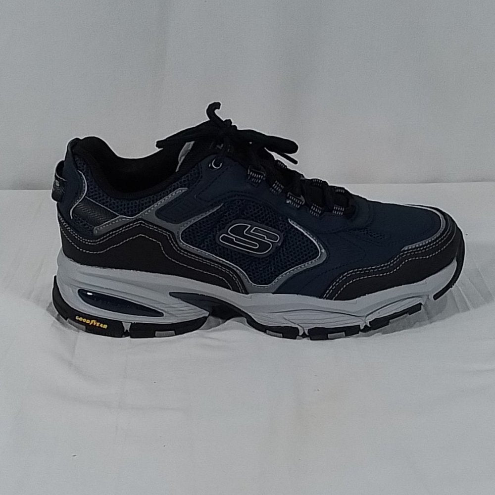 Men's Skechers Vigor 3.0 Shoes - Navy & Black - 8 - NIB ** See Notes