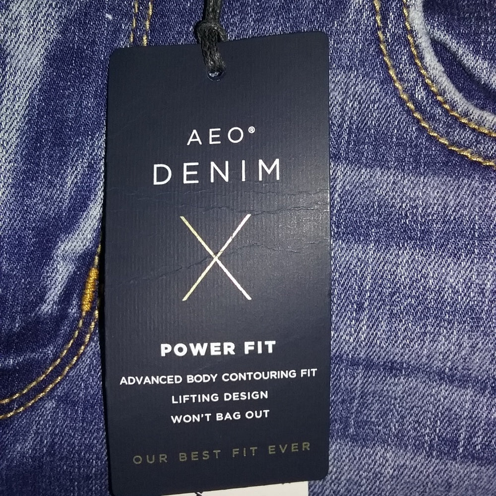 AEO Straight Crop Mid Rise Super Stretch- Blue Slush No. 9754-New with Tags