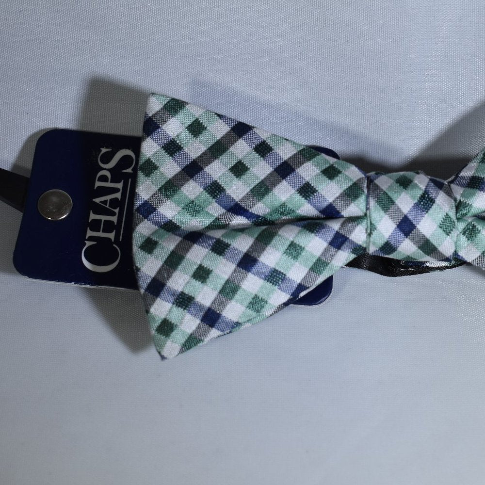 Chaps NWT Bow Tie Green Navy Silver Check