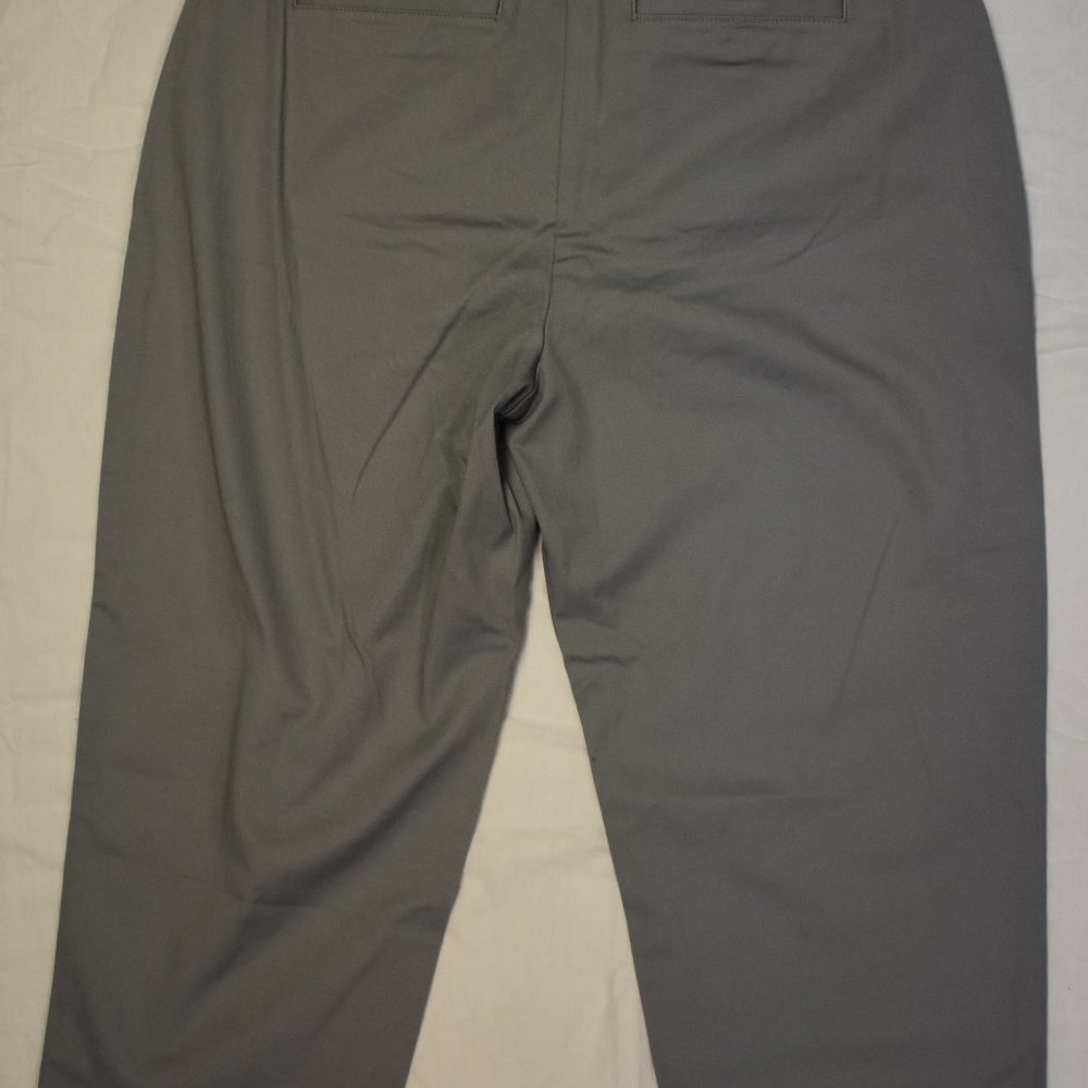 Croft & Barrow Classic Stretch Chino Capri-Flagstone-New with Tags