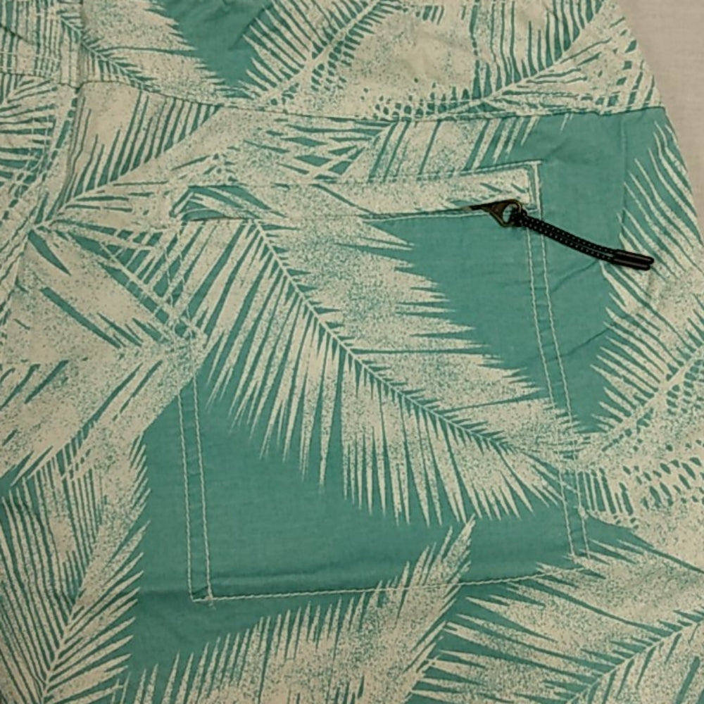 AEO Extreme Flex Shorts Tropical Pattern #6413-321-Various Sizes-New with Tags