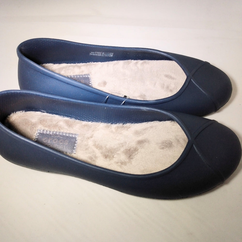 Crocs Olivia II Lined flat Navy New with tags