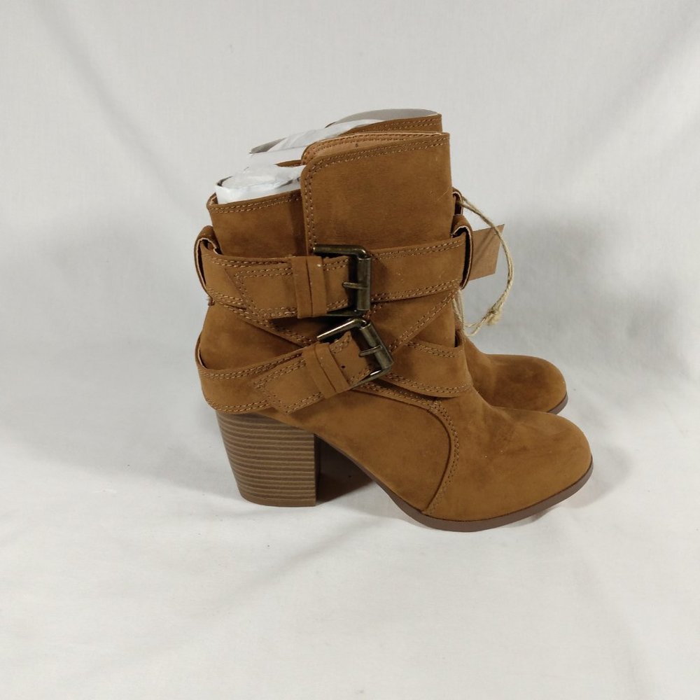 American Eagle Women's Ankle Boot with Straps New in box Various Sizes