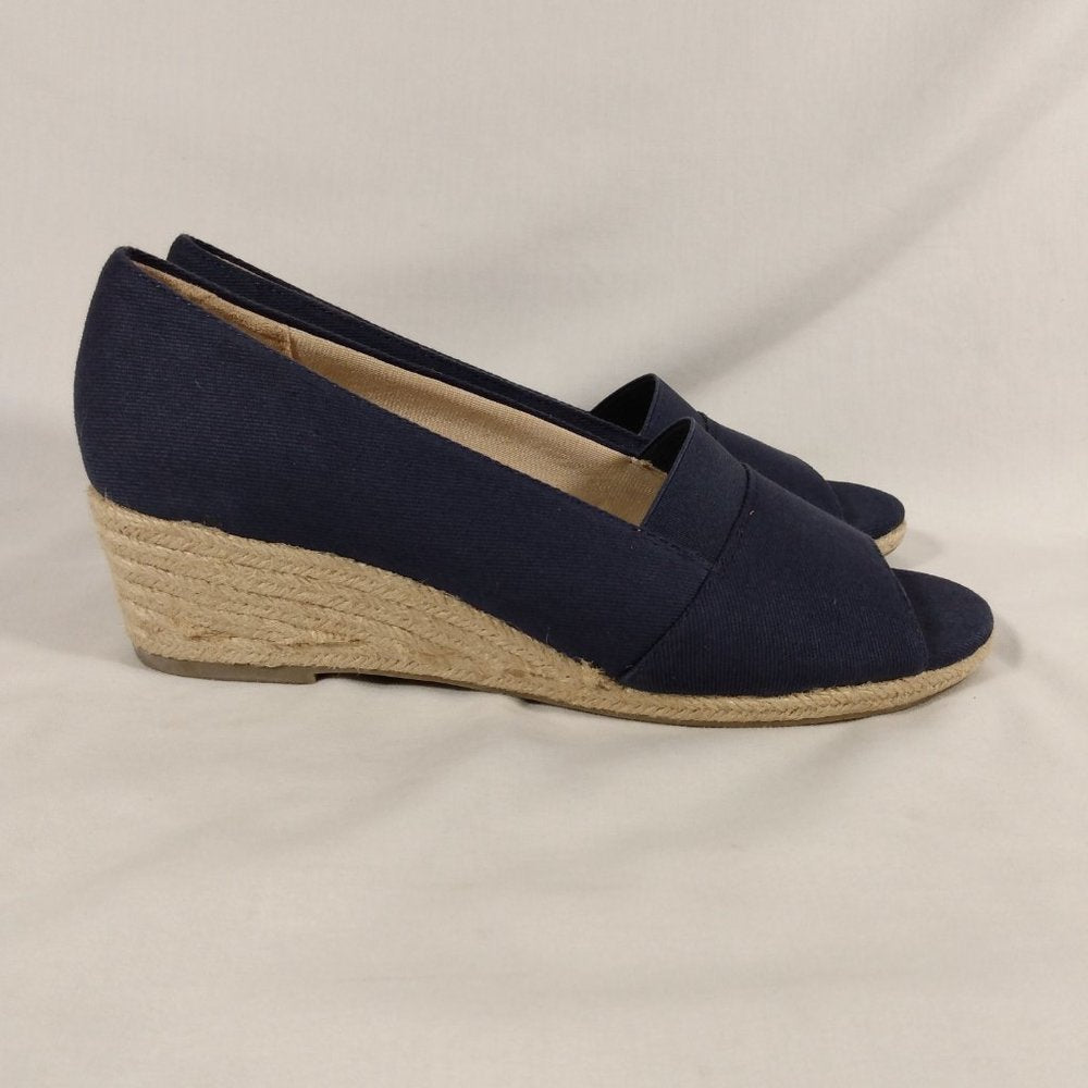 Lifestride Women's Sola Espadrille Wedge Peep Toe Navy Size 8.5 New