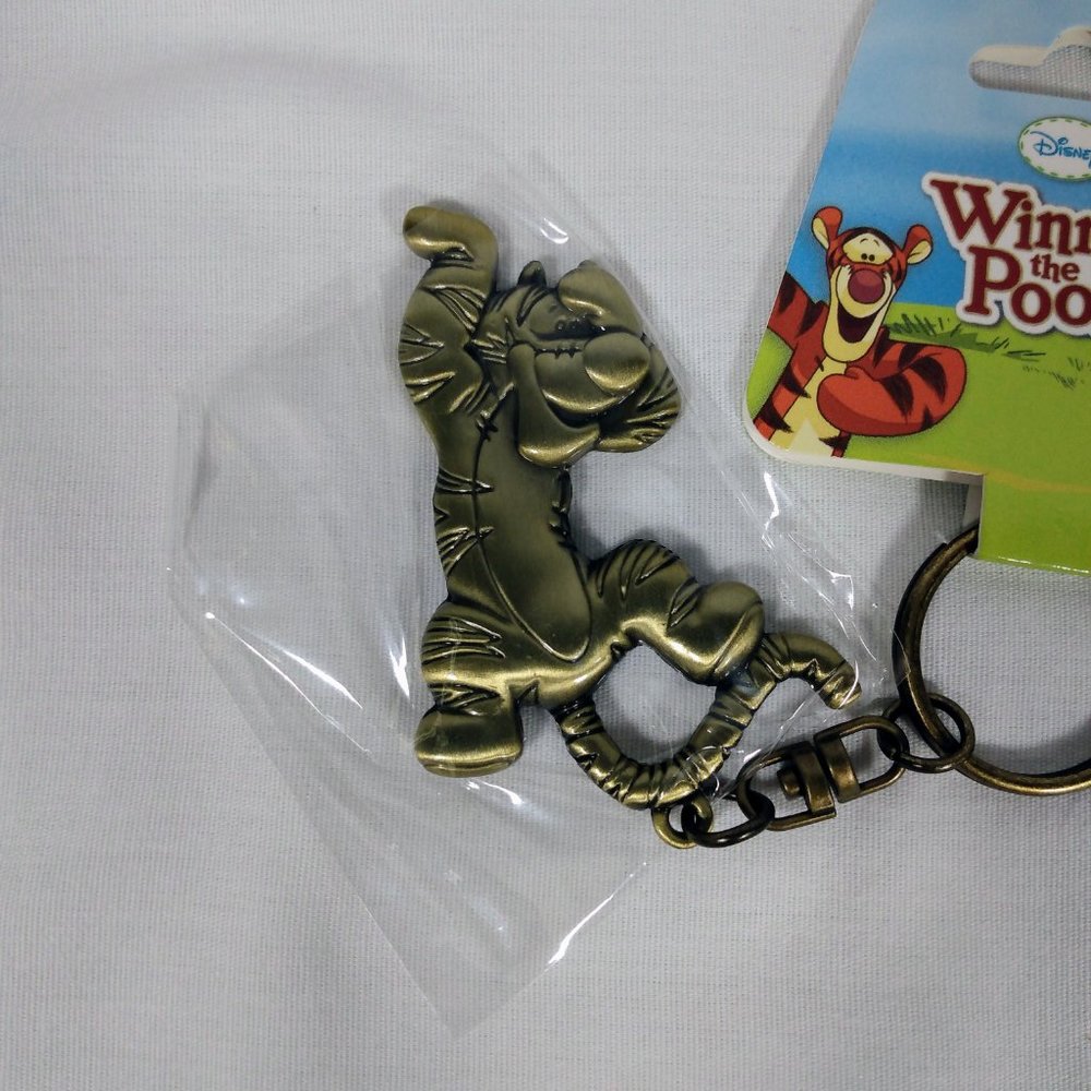 Disney Tigger Figurine Gold Colored Pewter Key Chain-New with Tags