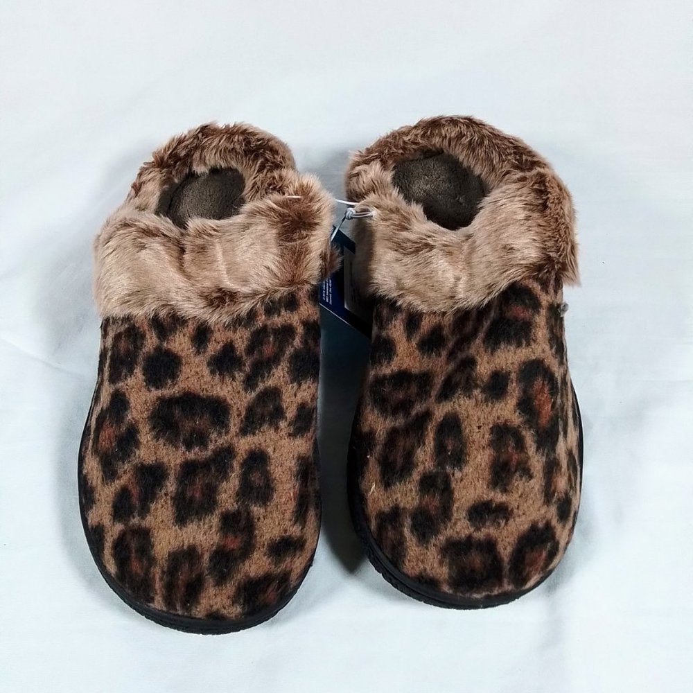 Isotoner Women's Eco-Comfort Memory Foam Faux Fur Indoor/Outdoor Slipper-Cheetah