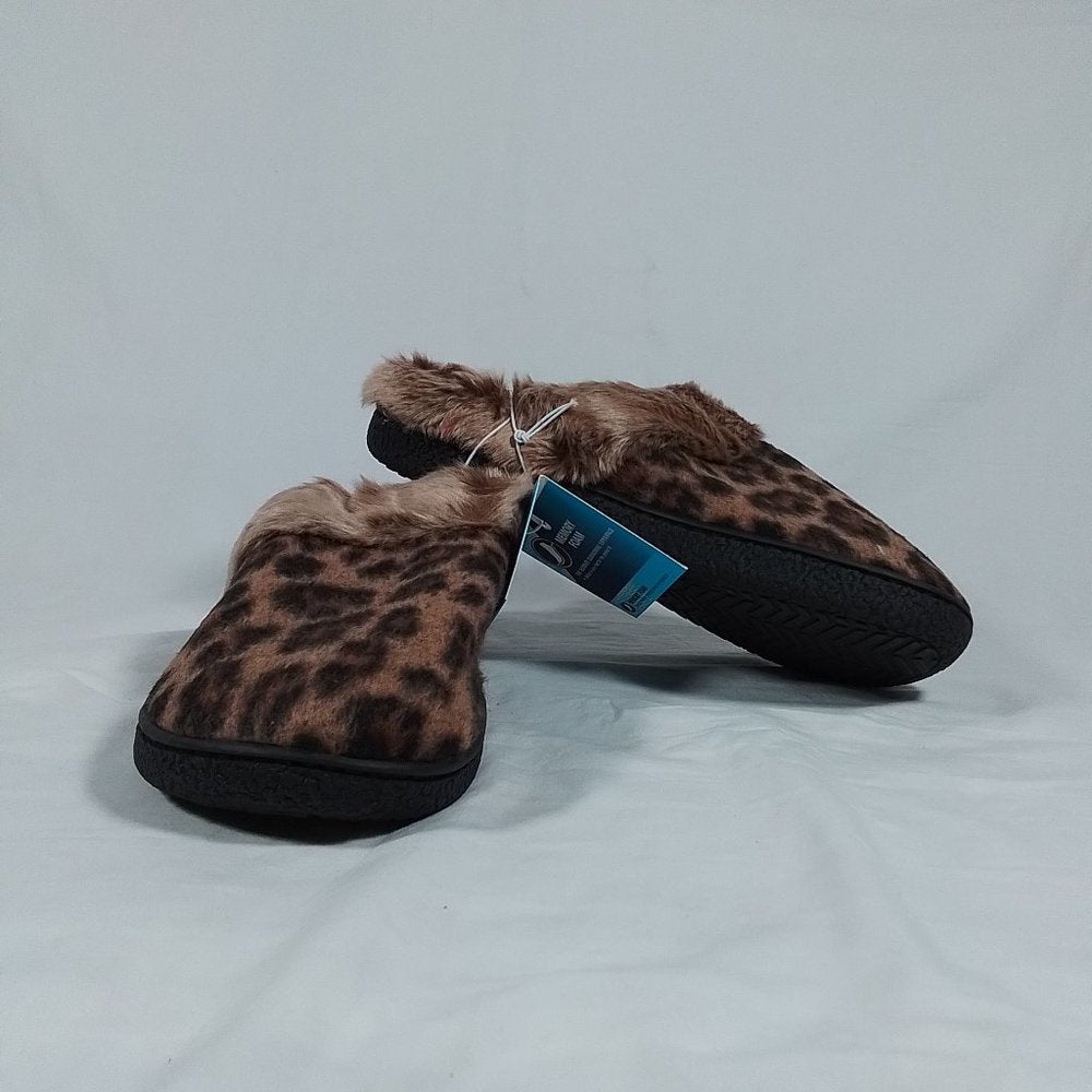 Isotoner Women's Eco-Comfort Memory Foam Faux Fur Indoor/Outdoor Slipper-Cheetah