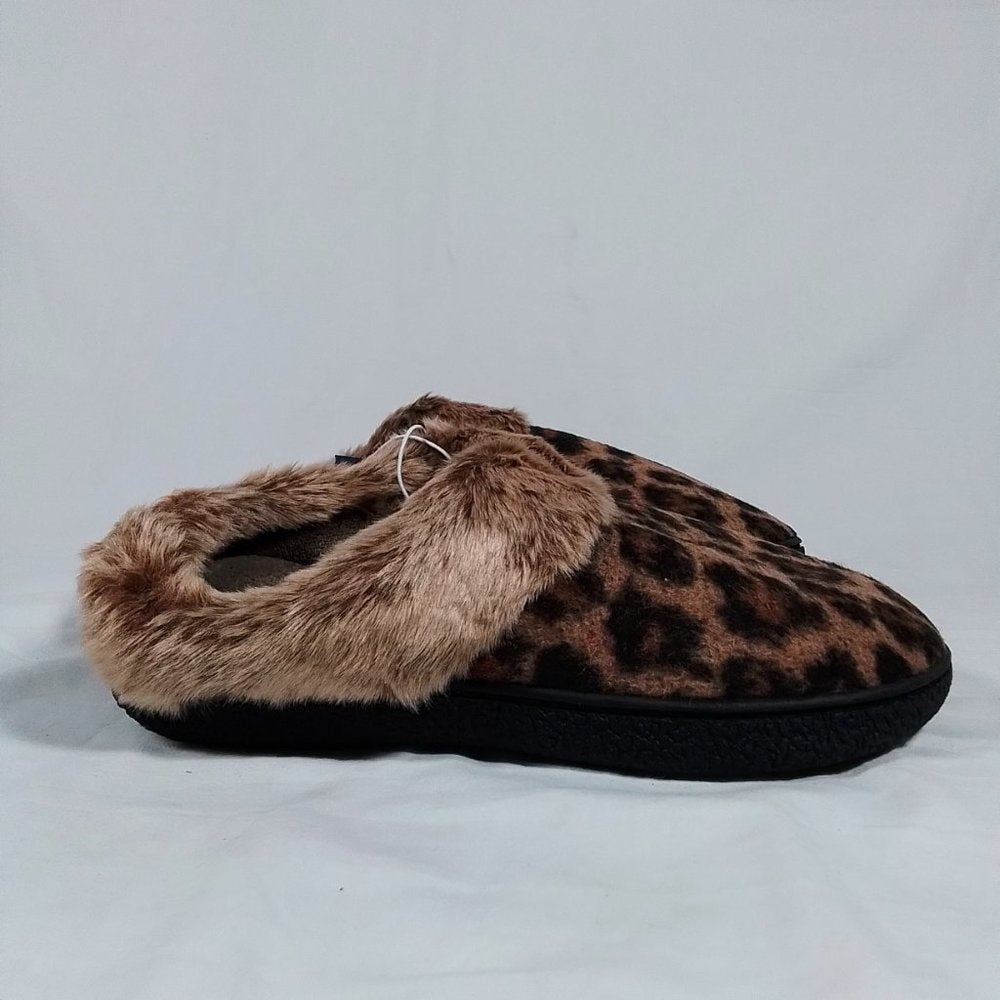 Isotoner Women's Eco-Comfort Memory Foam Faux Fur Indoor/Outdoor Slipper-Cheetah