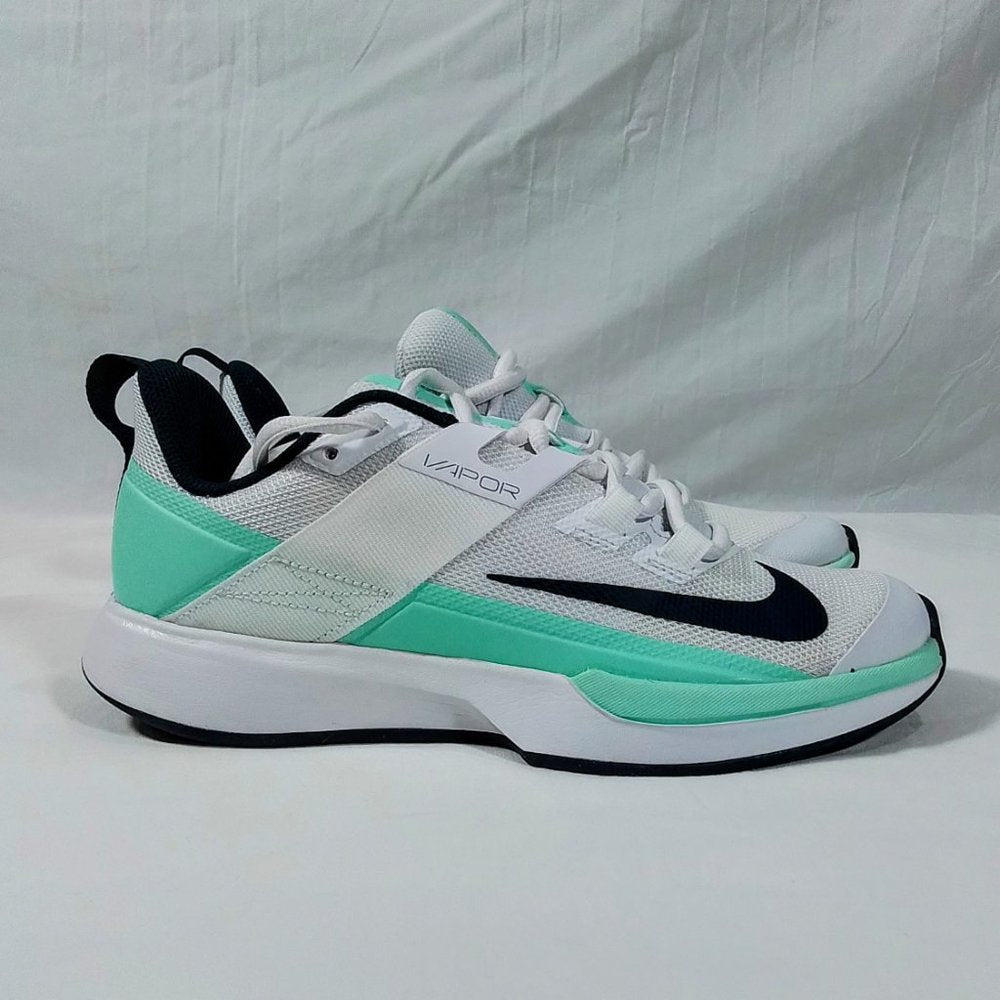 Nike Vapor Lite HC Women's Tennis Shoe-Size 6 Women's-Item #DC343111-New in Box