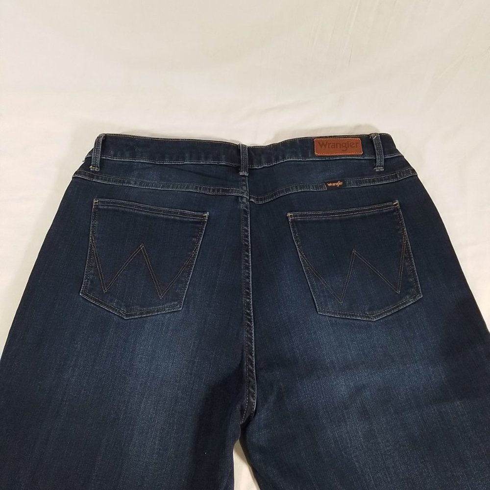 Women's Wrangler High Rise True Straight Leg Jean-Ocean Medium-Various Sizes