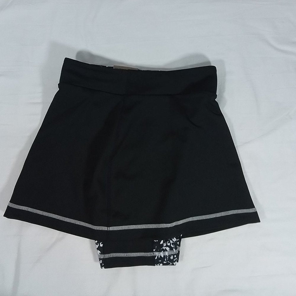 Girl's Nike Dri-Fit Icon Clash 2-in-1 Training Skirt  Black & White- Various Szs