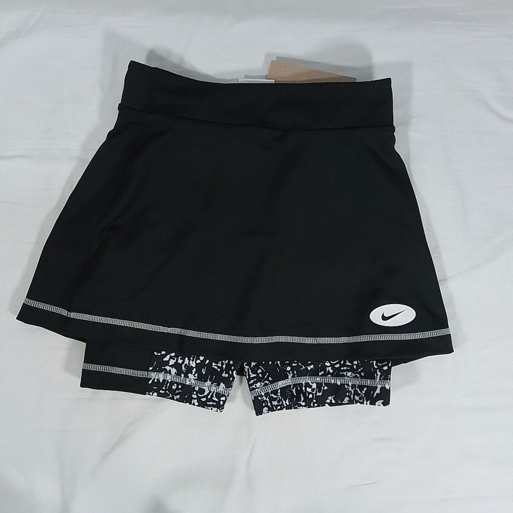 Girl's Nike Dri-Fit Icon Clash 2-in-1 Training Skirt  Black & White- Various Szs